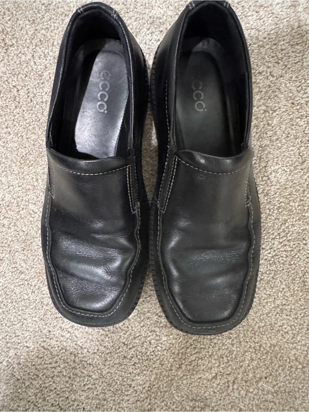 Ecco Black Leather Slip-On Loafers
